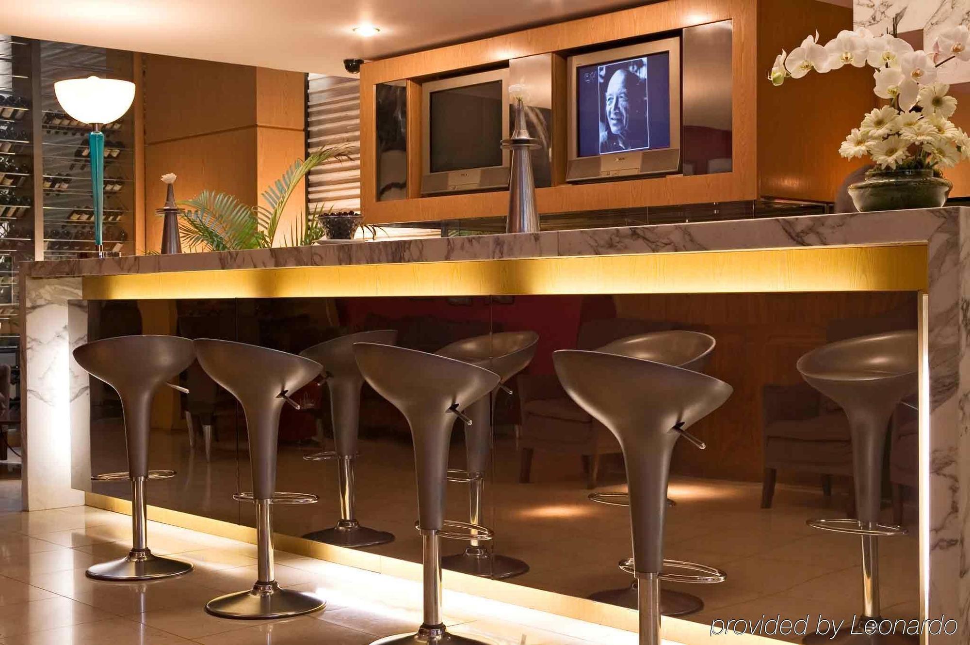 Mercure Curitiba Centro Restaurace fotografie